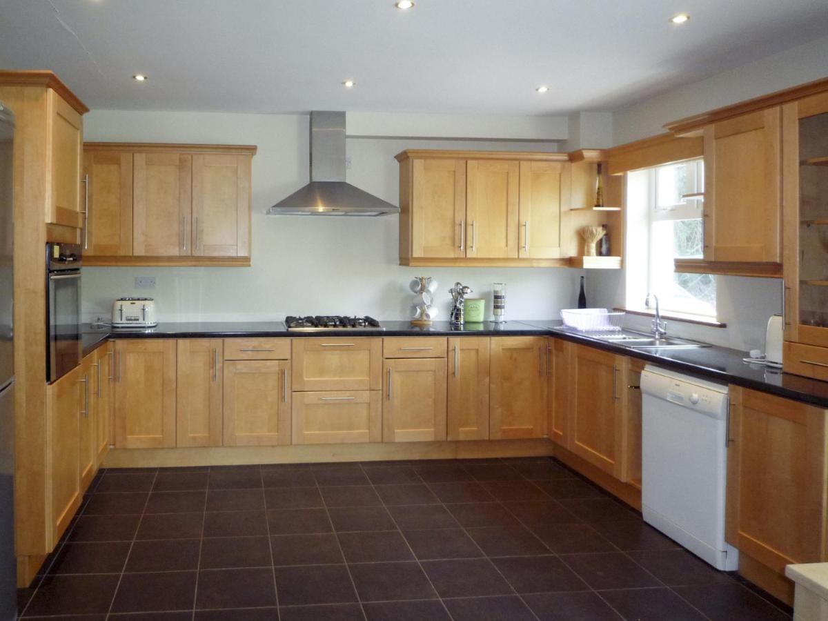 Madams Hill House Killarney By Trident Holiday Homes Екстериор снимка